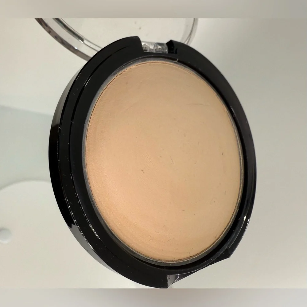 Elizabeth Arden both them